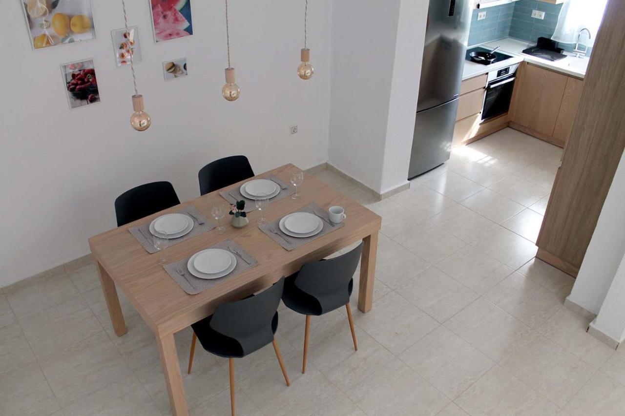 4 Bedroom Villa With Pool And Garden Néa Fókaia Eksteriør bilde